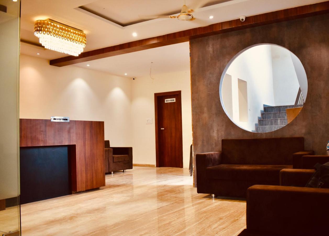 Hotel Vrindavan Palace Ιντόρ Εξωτερικό φωτογραφία