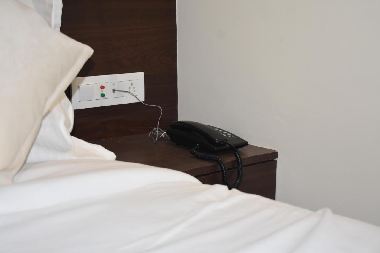 Hotel Vrindavan Palace Ιντόρ Εξωτερικό φωτογραφία